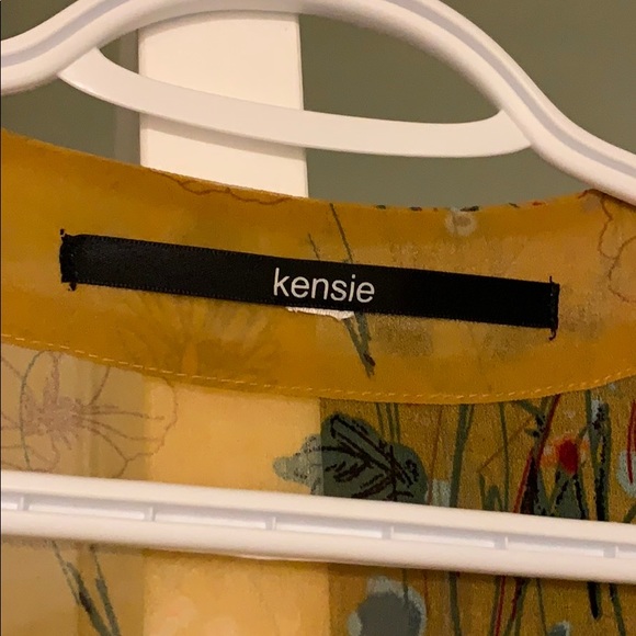 Kenzie Flowered Chiffon Top - Picture 2 of 3